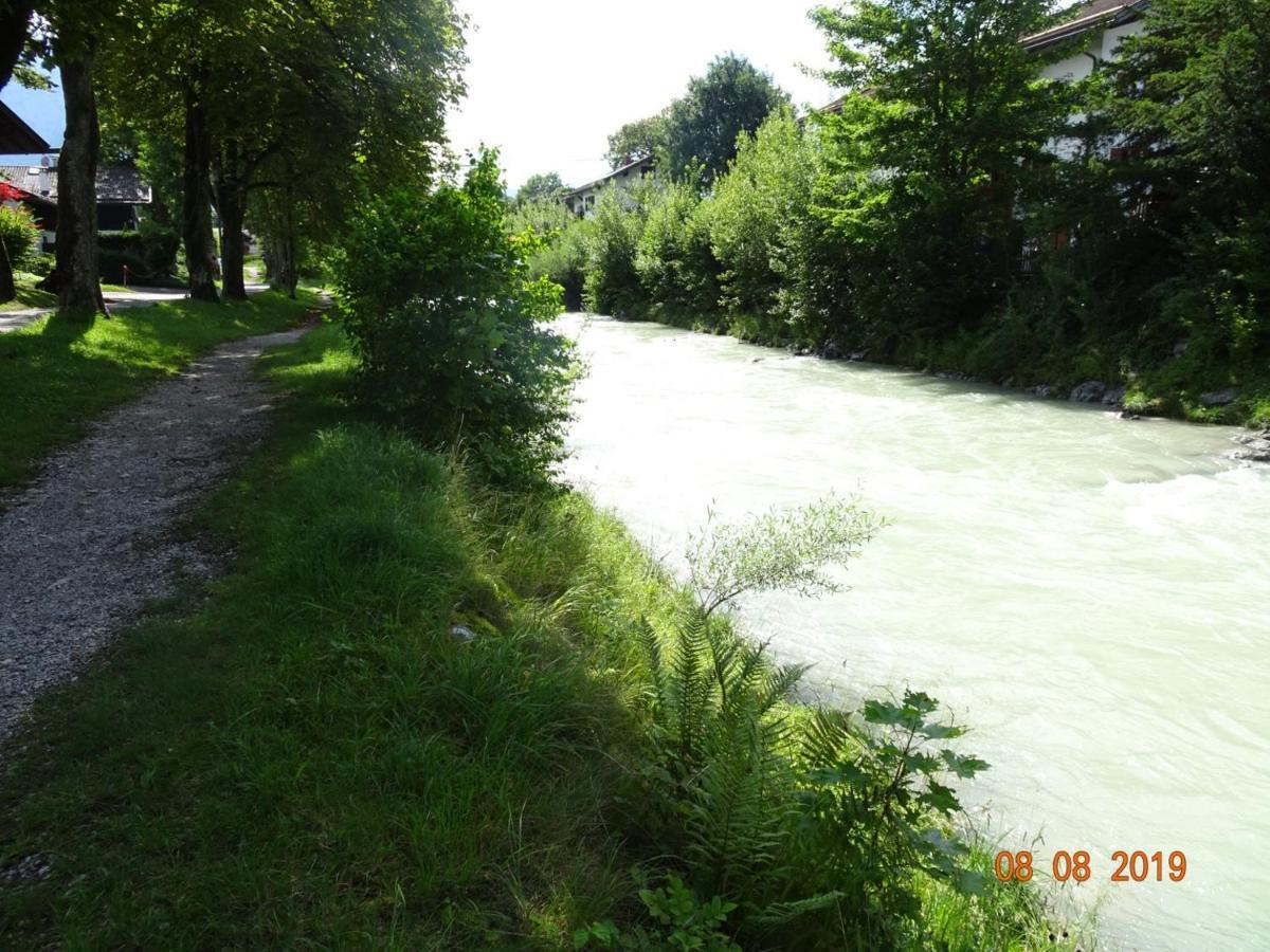 Huge And Calm Apartment In Central Garmisch Bagian luar foto